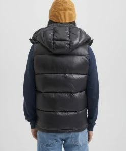 Toboggan Canada ALEX VEST New Arrivals