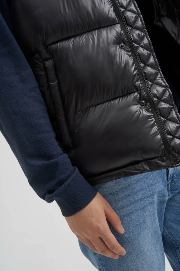 Toboggan Canada ALEX VEST New Arrivals