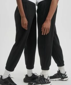 Toboggan Canada Luxe Fleece UNISEX LUXE SWEATPANTS - BLACK